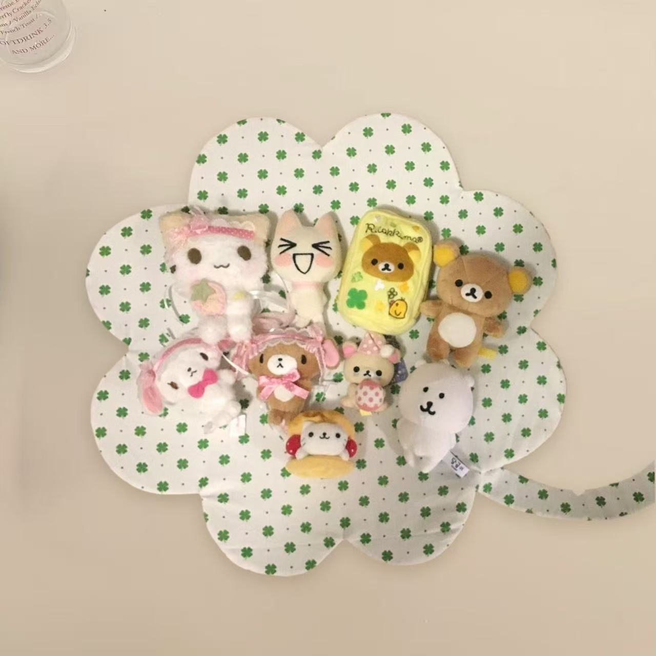일본 앤틱 물방울 무늬 네잎 클로버 플레이스매트 귀여운 - Desk Setup Background 리뷰 및 가격